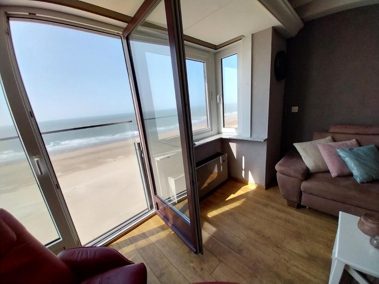 Lovely N° 9 Op Ieder Moment Een Prachtig Zeezicht & Zwembad Middelkerke Kültér fotó